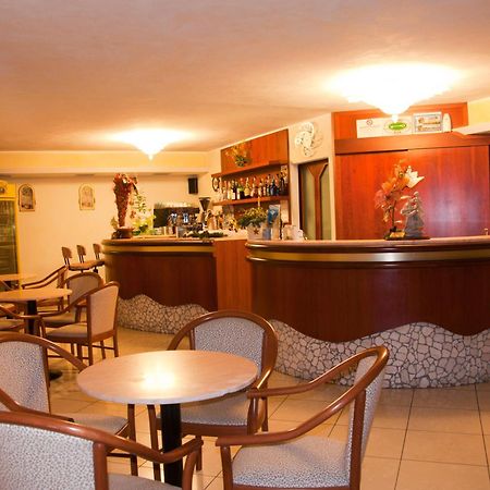 Hotel Beppe Rimini Exterior foto