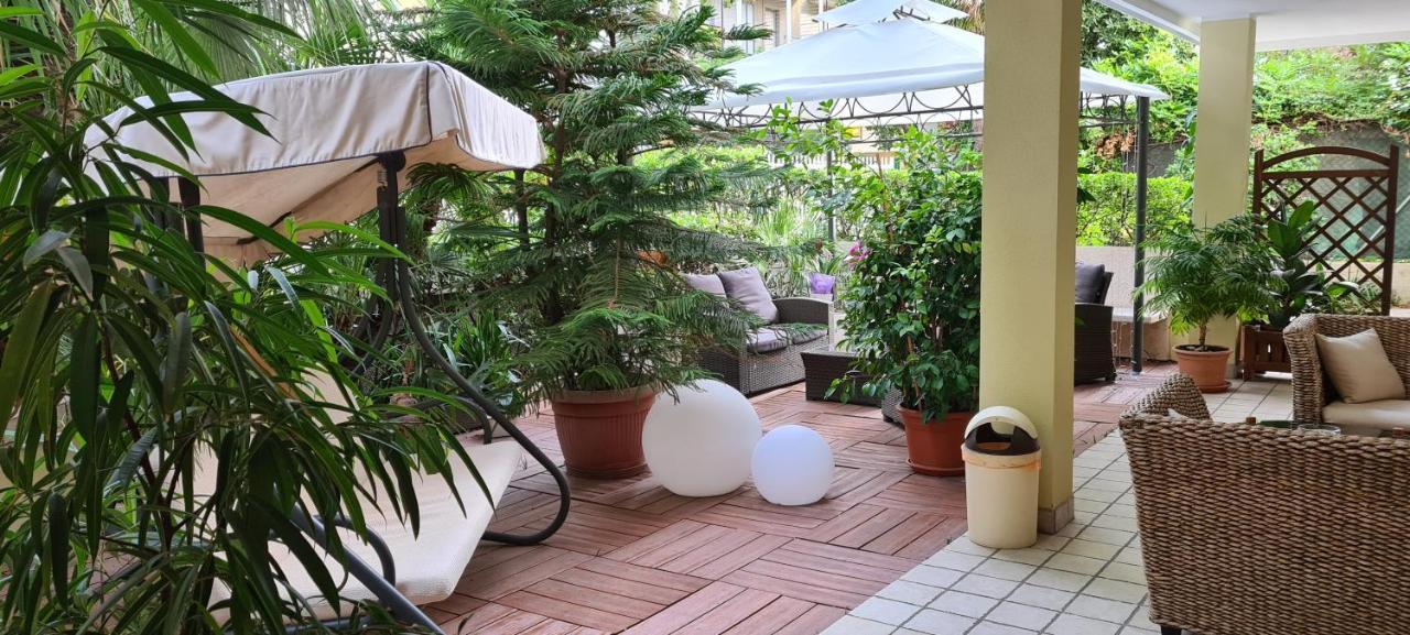 Hotel Beppe Rimini Exterior foto
