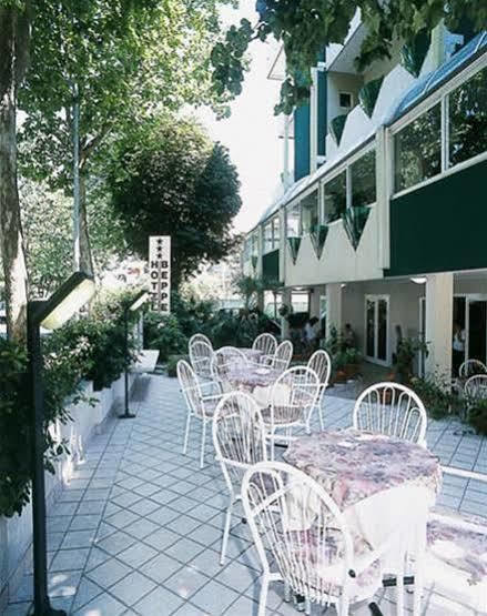 Hotel Beppe Rimini Exterior foto